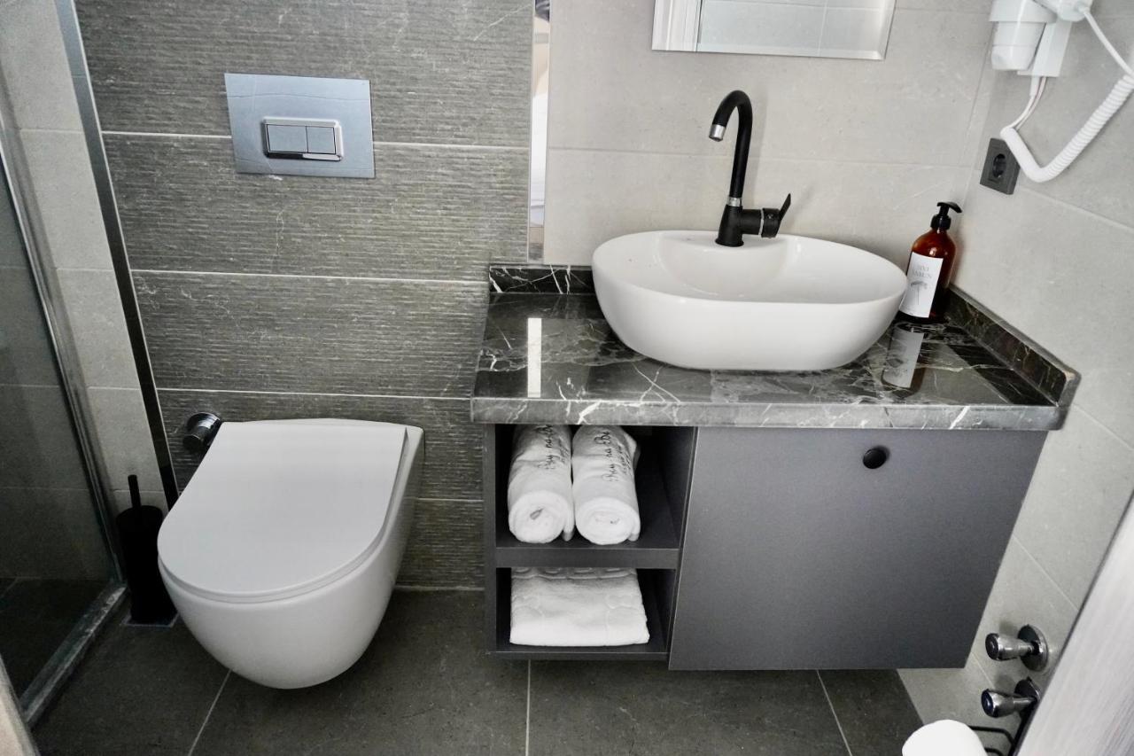 Reynabe Boutique Hotel Дикили Экстерьер фото